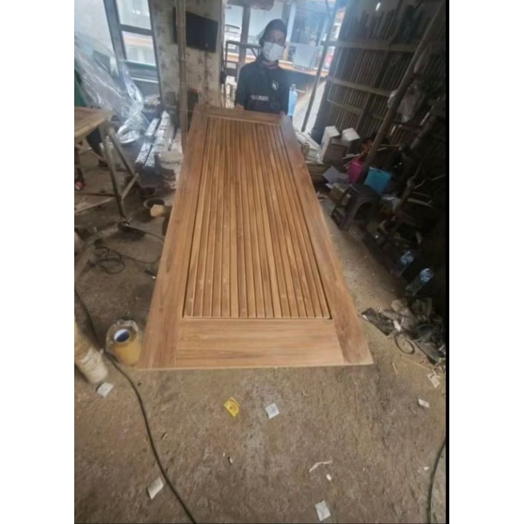 Pintu kayu jati ukuran ada di etalase