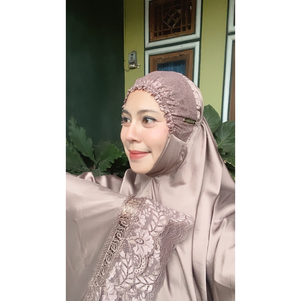 Mukena Armani silk renda by luxury Mukena