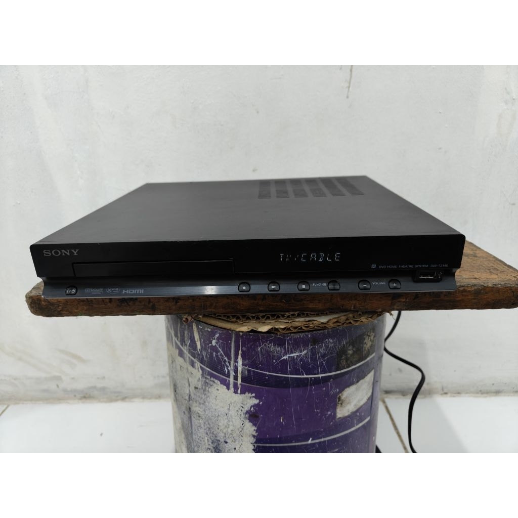 dvd home thetear sony HBD TZ140