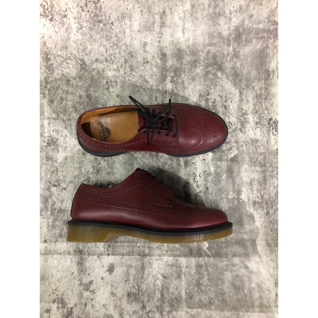 Docmart wingtip red cherry