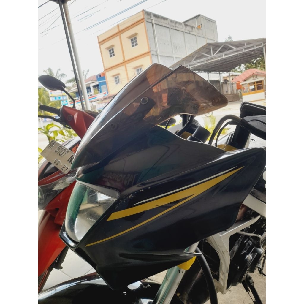 batok lampu ninja R