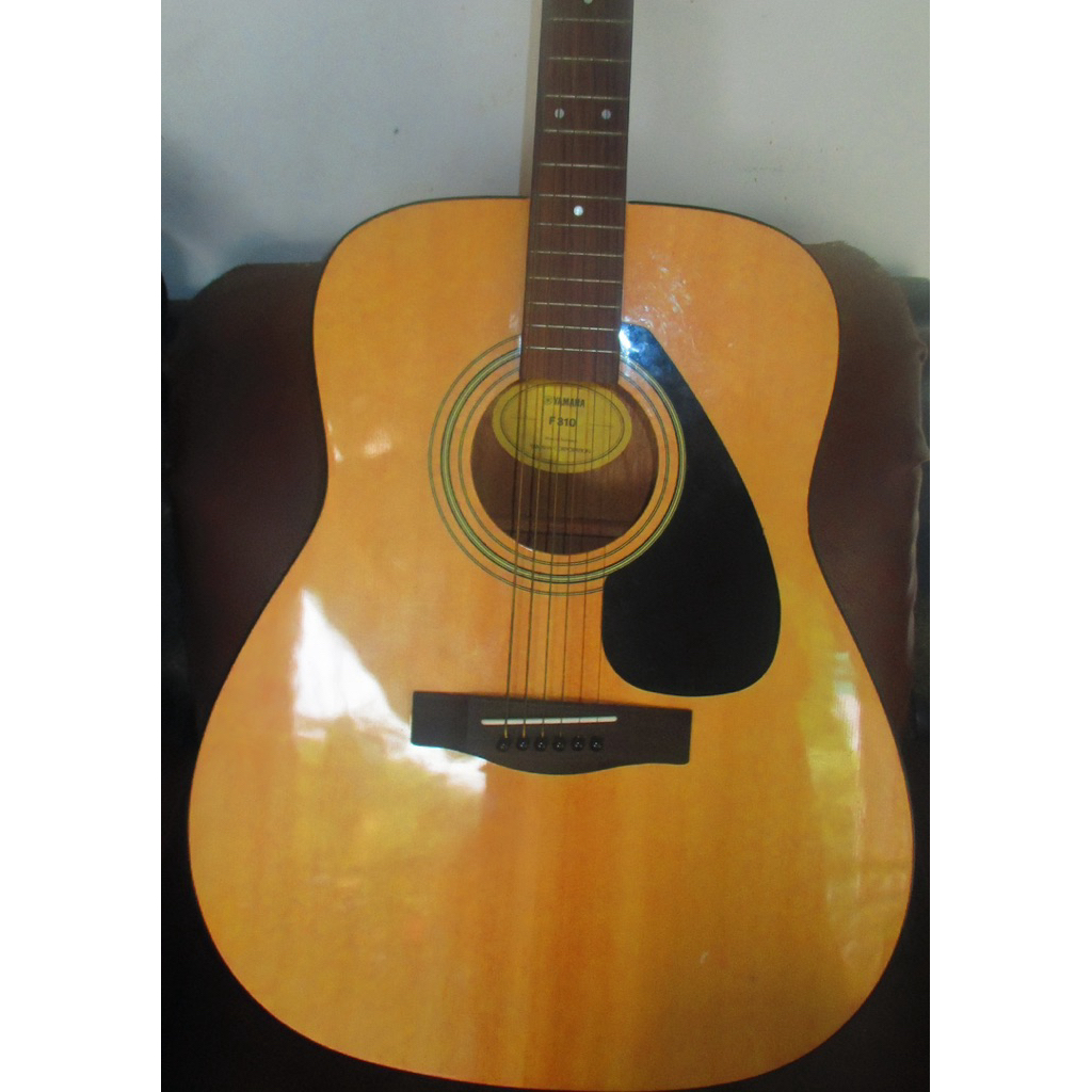 gitar Yamaha F310 (bekas)