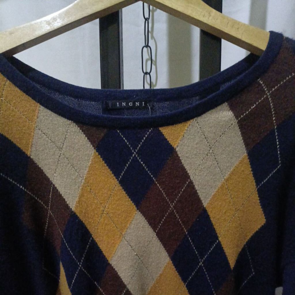 PRELOVED ATASAN RAJUT MOTIF KETUPAT