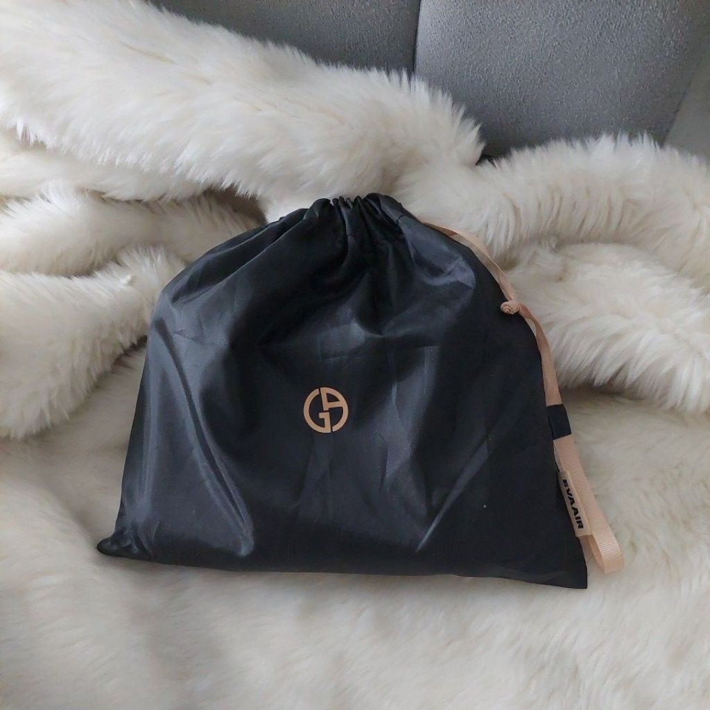 Myu88_Jual Tas Kosmetik Armani giorgio warna hitam luxury