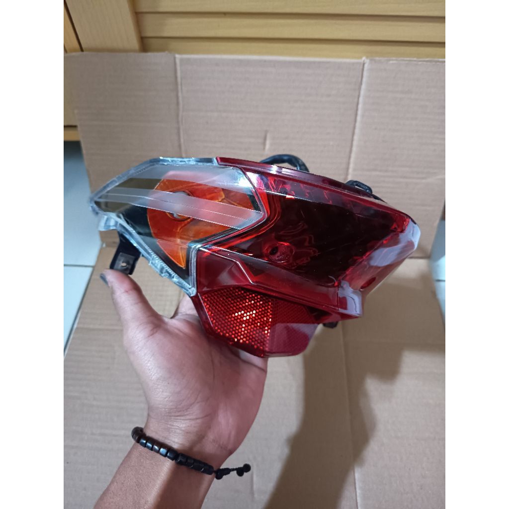 Stoplamp Lampu Belakang Honda Beat Fi Starter Kasar Halus K25 tahun 2013-2016 Custom smoke Oren Hita
