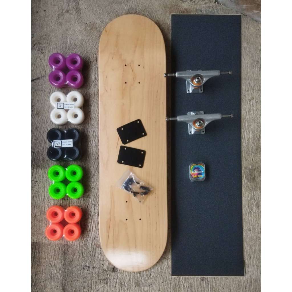 Skateboard Fullset Komplit Complete Blank size 7.6 - 8.3