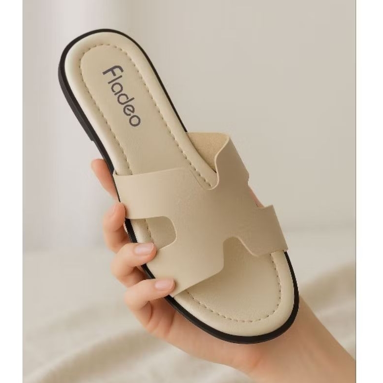 PROMO LEBARAN SANDAL (Spc)TERLARIS MODEL HERMEZ Sandal Wanita Fladeo H-Series Hitam Krem - Sandal pr