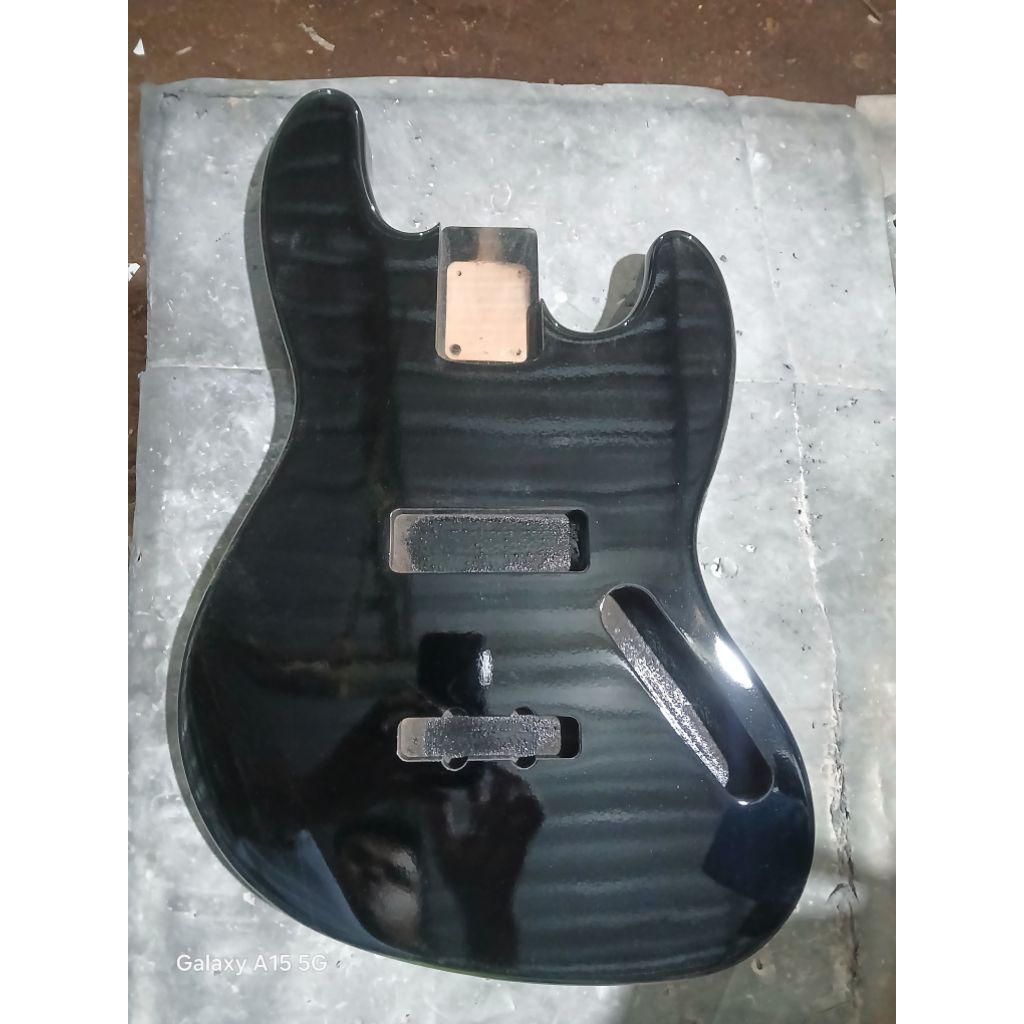 body jazz bass 4 string