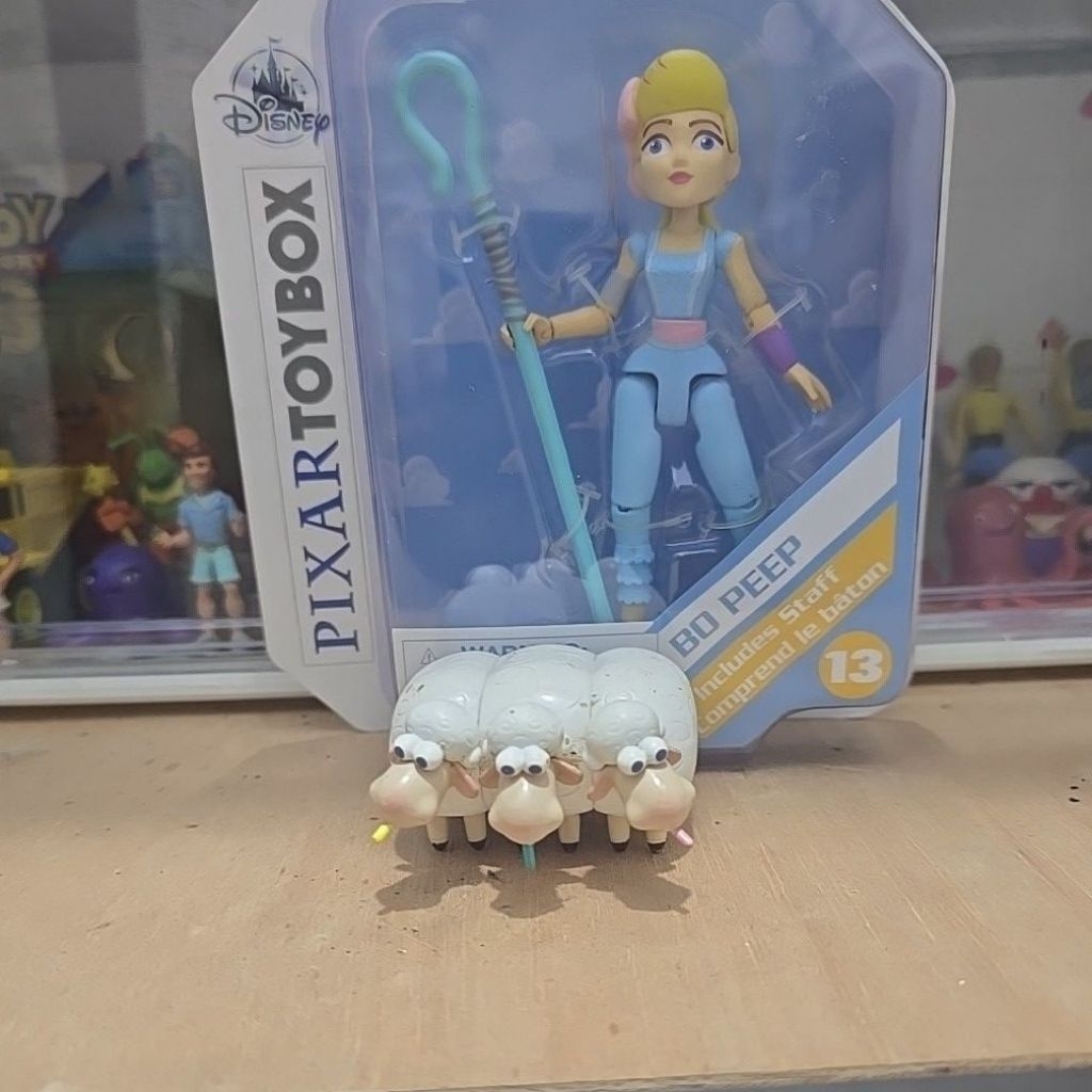 Bopeep dan domba Toy Story