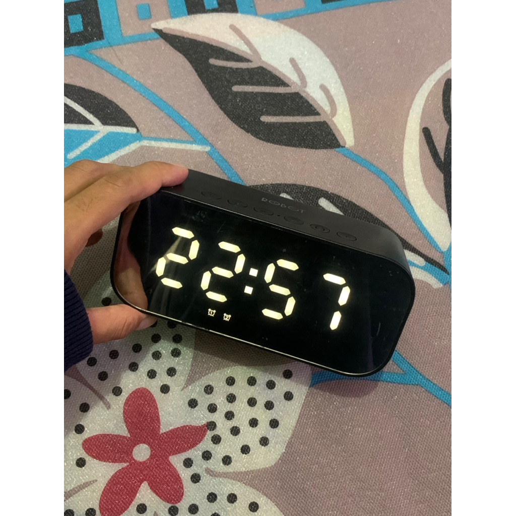 preloved speaker robot