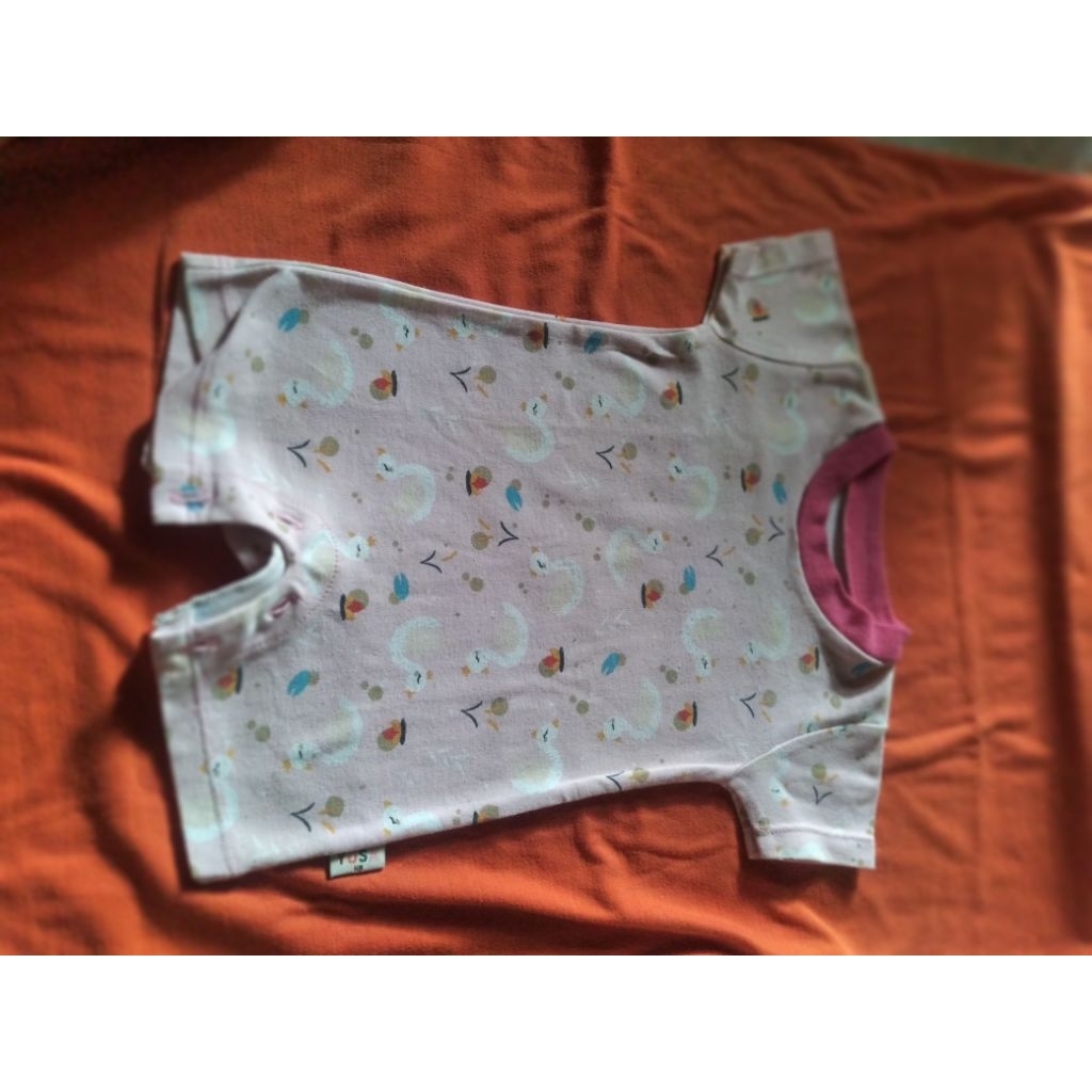 Baju second bayi umur 4 bulan sampai 1 tahun