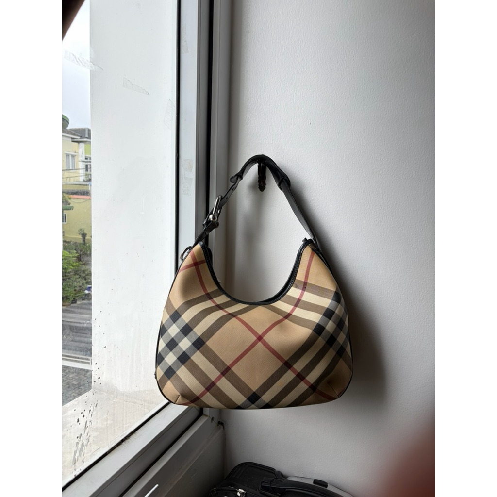 Burberry vintage shoulder bag