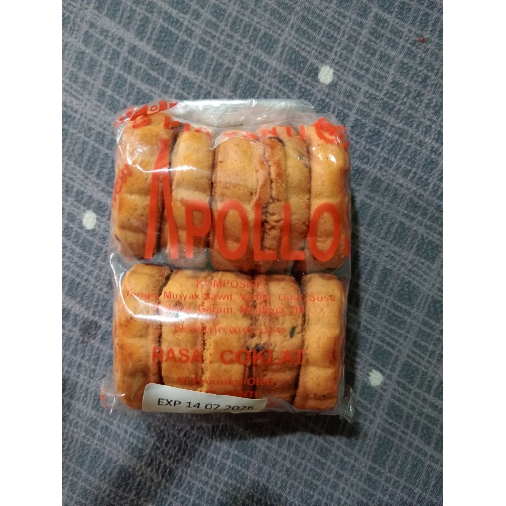 Kue Pia Apollo isi coklat
