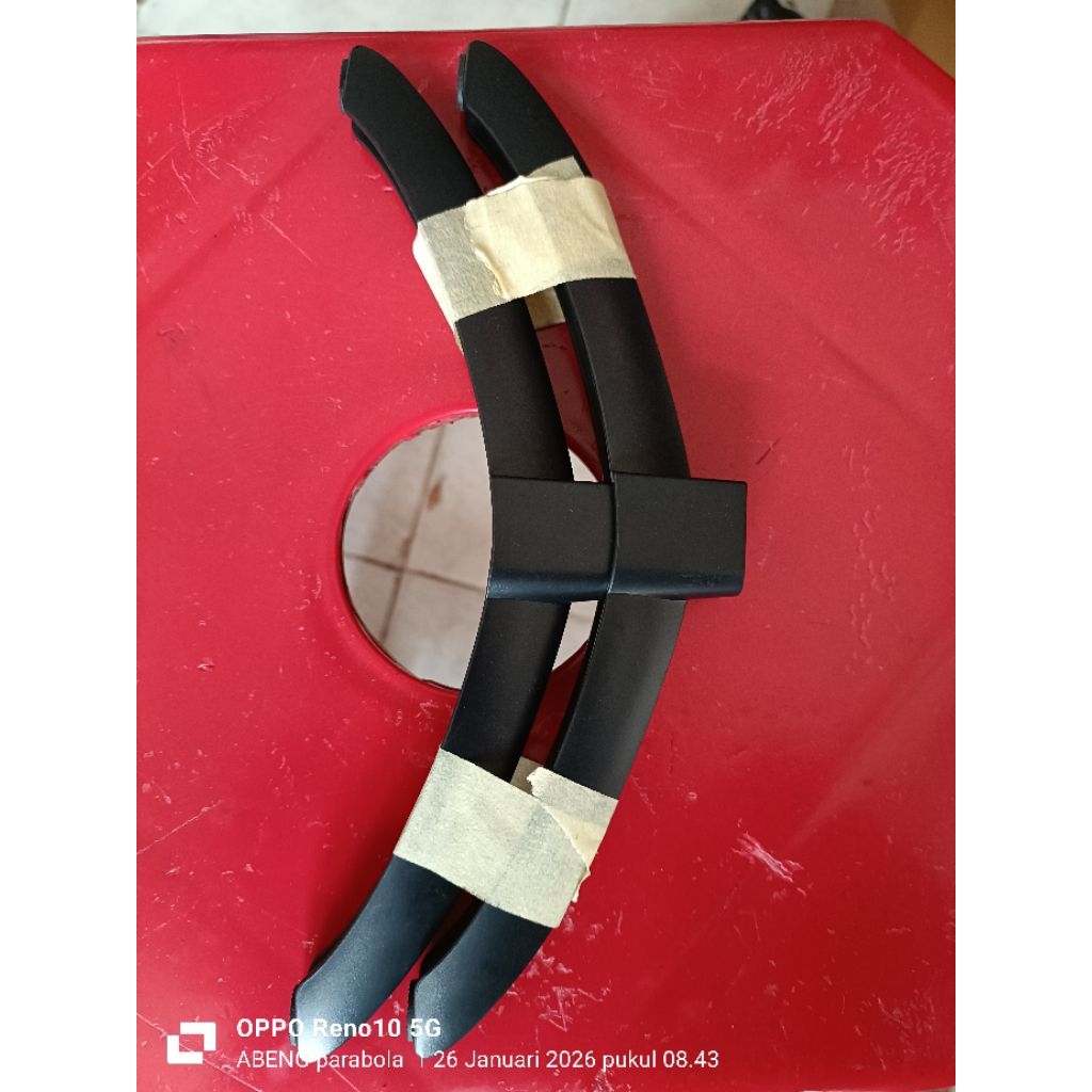 kaki dudukan LED coocaa 32 inc smart