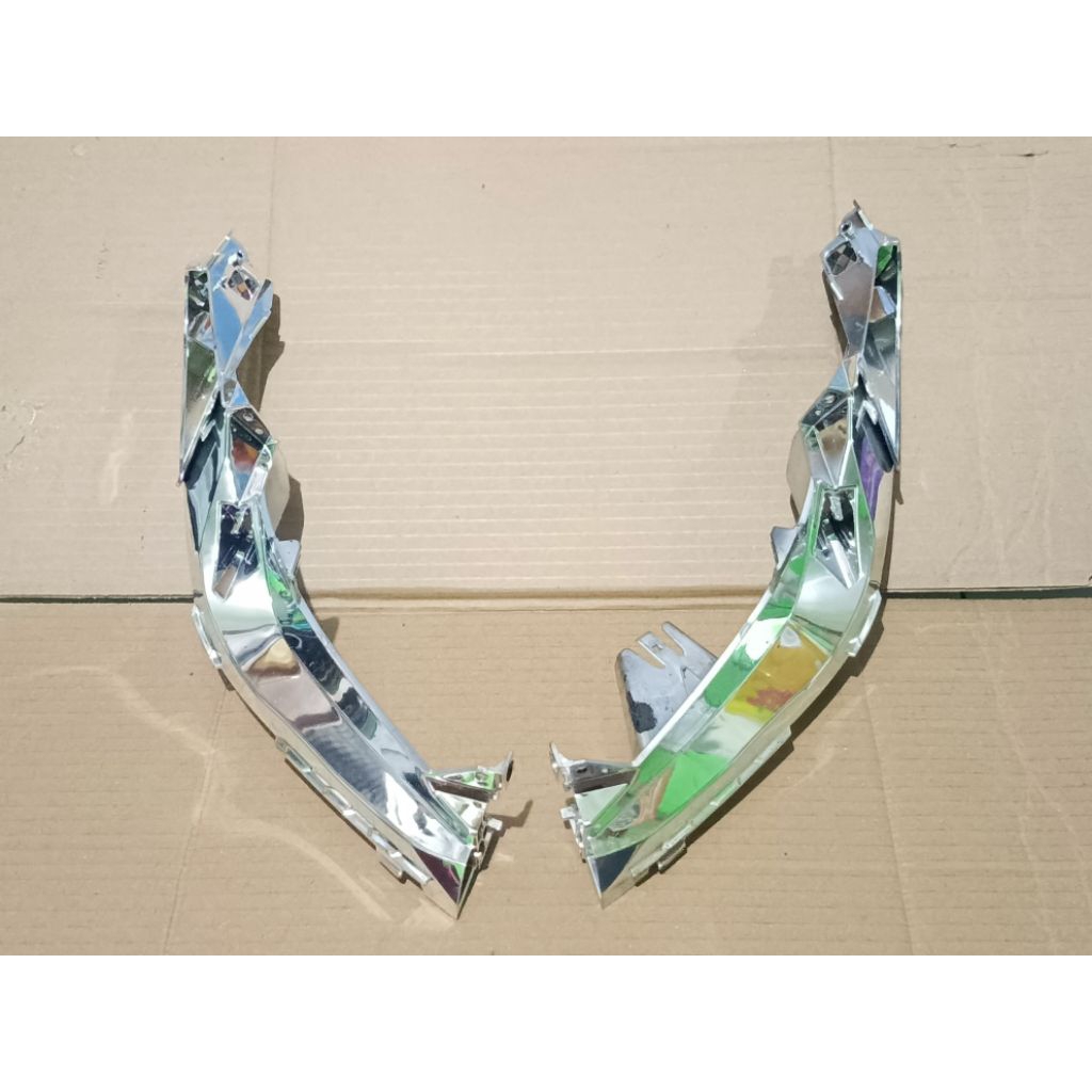replektor alis lampu depan alis lampu depan honda vario 150/125 new 2018-2022 original