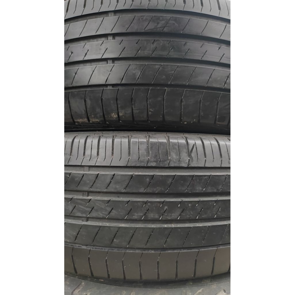 BAN. 235/55 R18 MERK DUNLOP LM705
