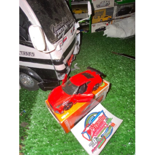 Diecast Matchbox Japan box Nissan GTR NISMO merah loose