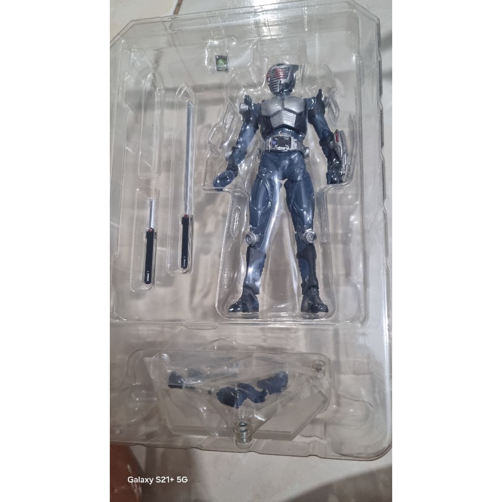 figma kamen rider black knight