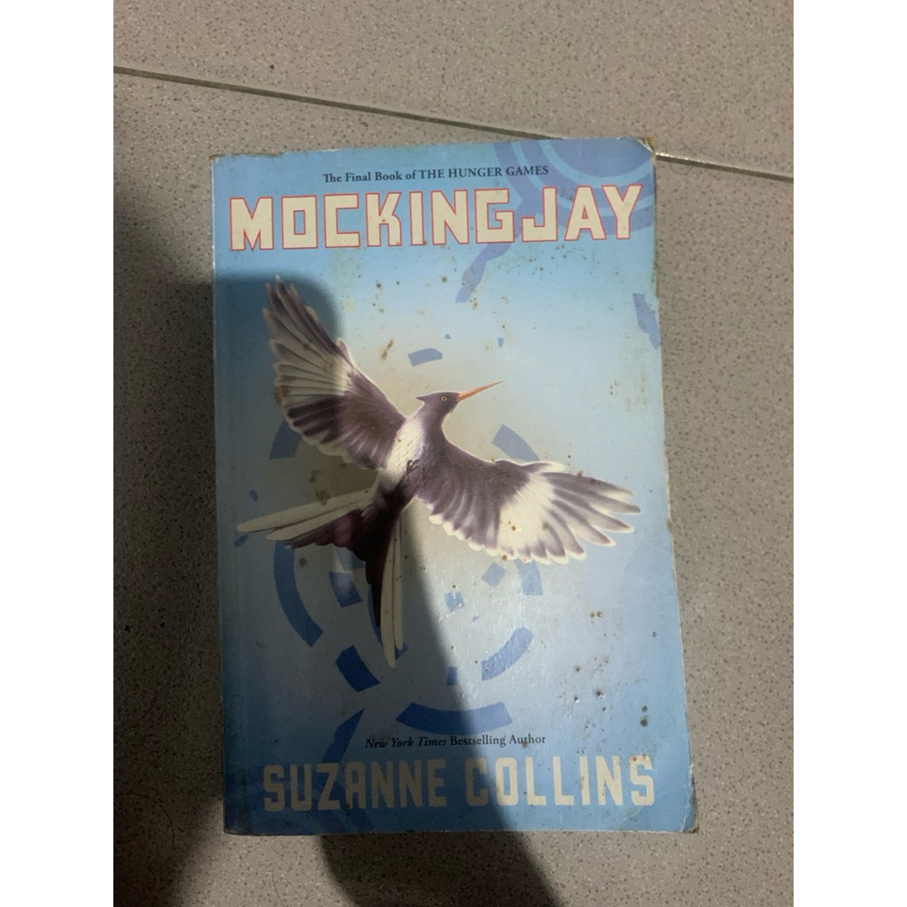 Novel The Hunger Games Mockingjay (English)