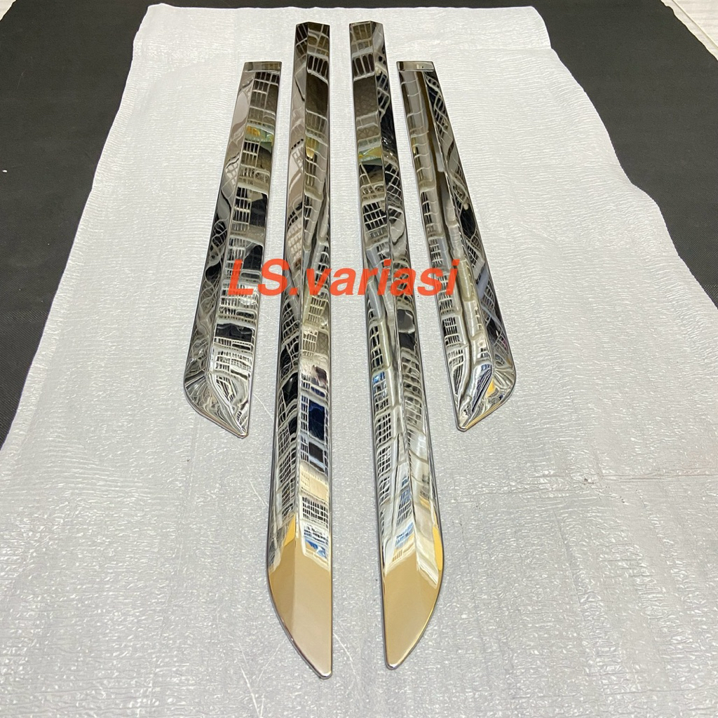 list body samping / list body moulding INNOVA REBORN CRHOME 1set