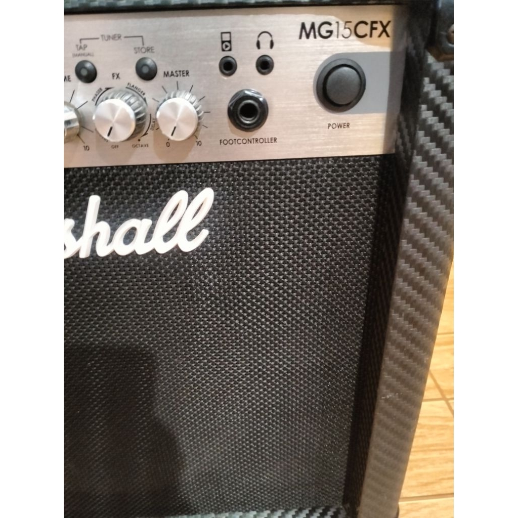 Amplifier gitar marshall mg15cfx