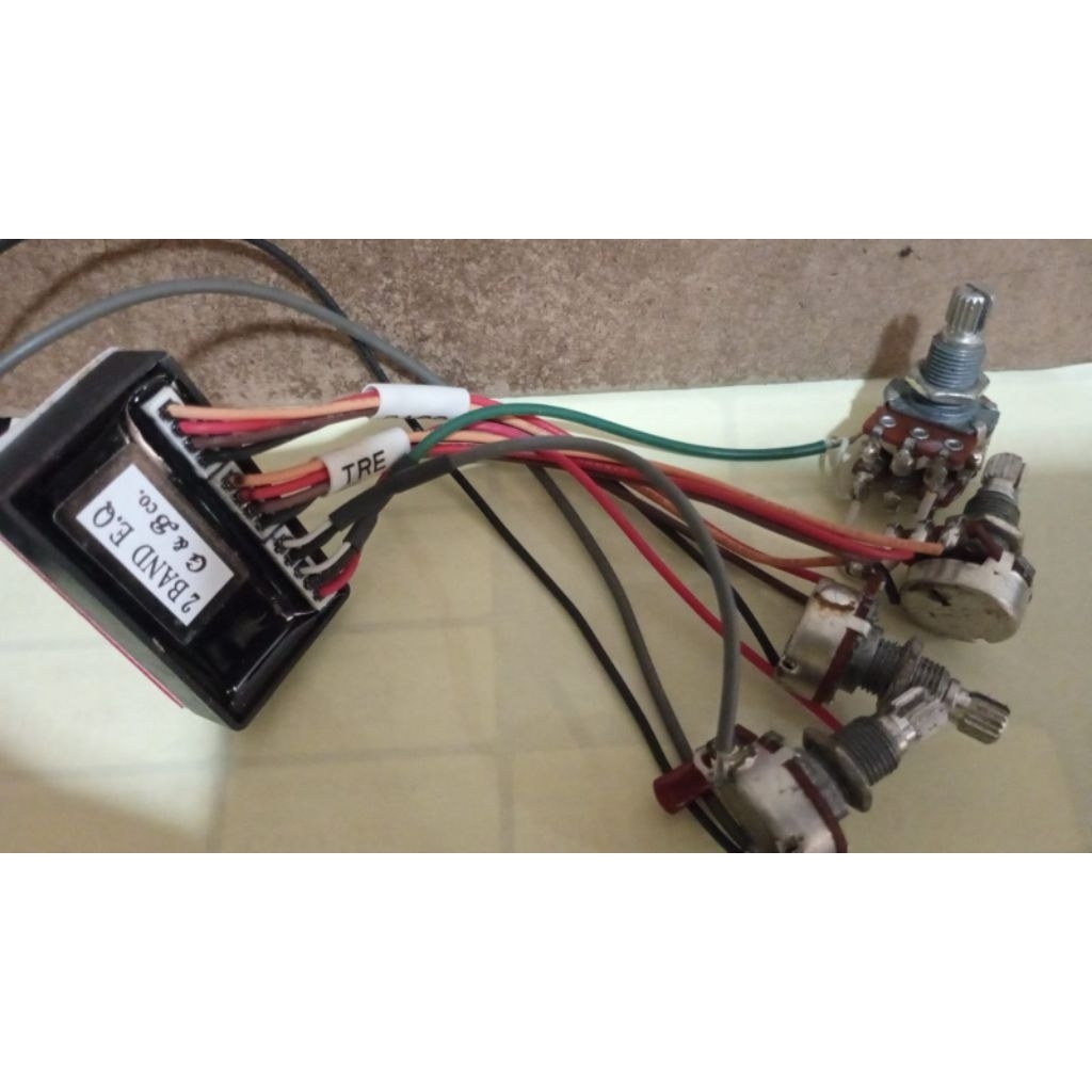 preamp bass 2 band