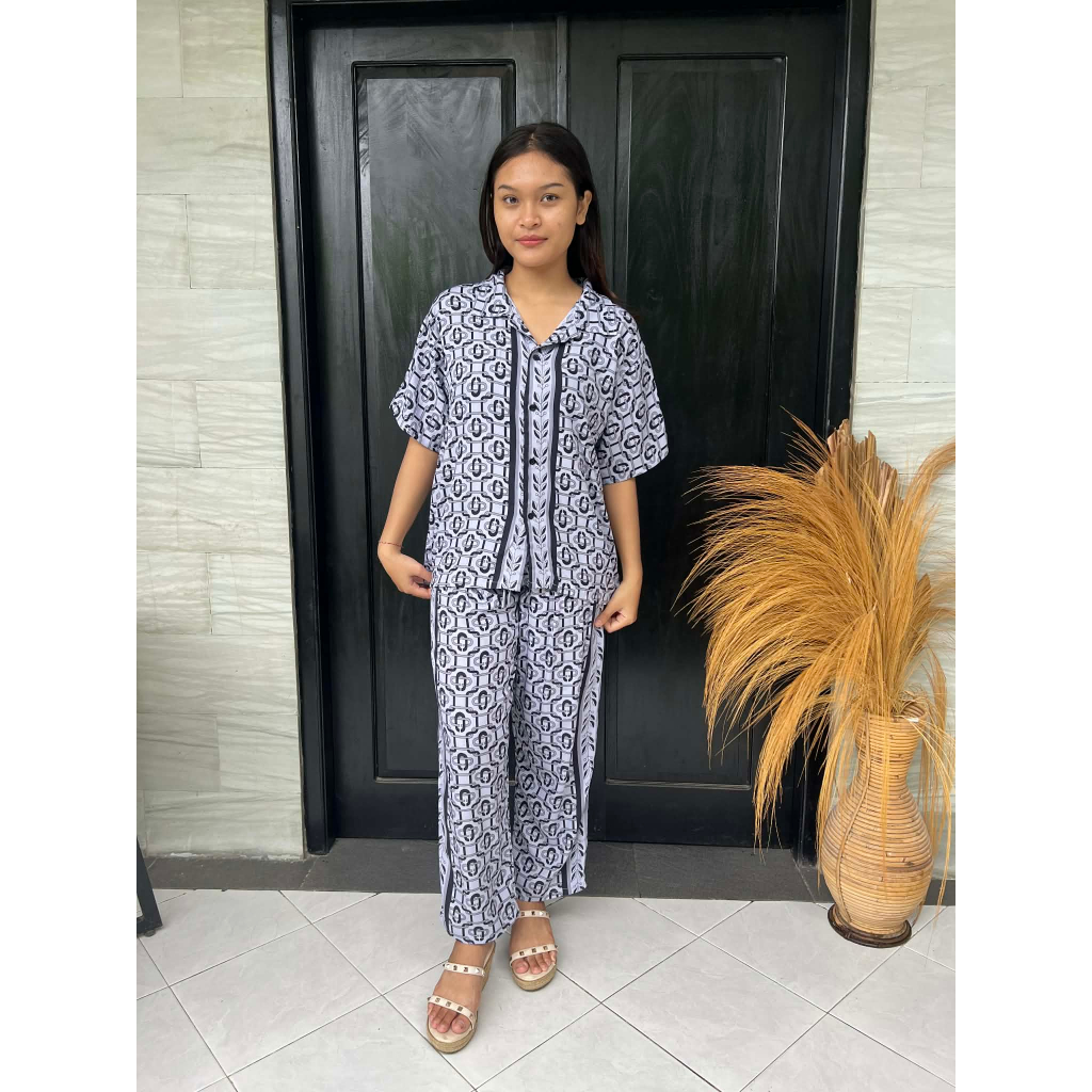 1 set Pyama panjang baju  wanita one set kameja celana panjang  Setelan rayon Motif Vanesa  Motif Vi