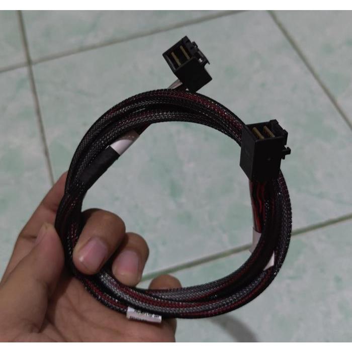 Kabel Mini SAS HD SFF-8643 to Mini SAS HD SFF ( BERGARANSI )