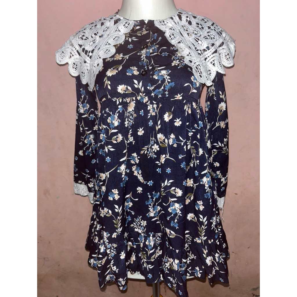 Blues kerah sailor