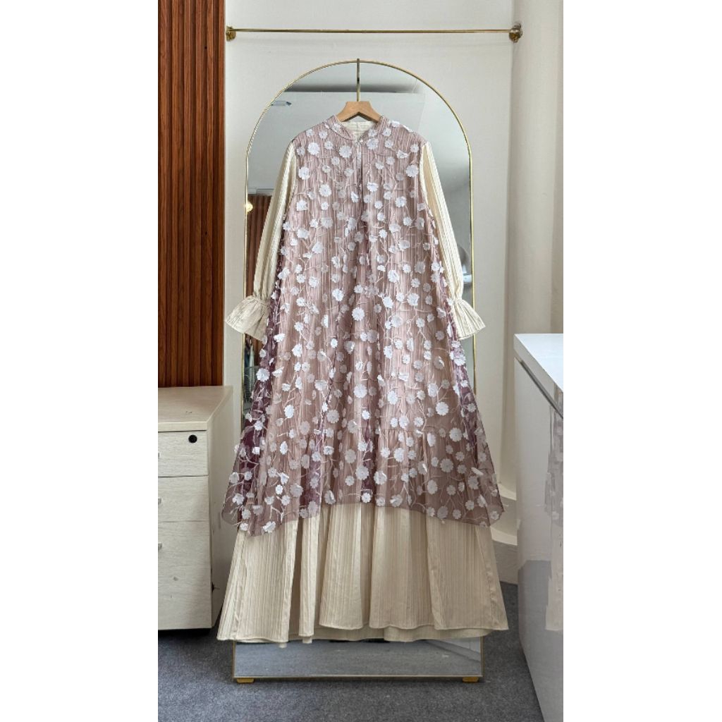 SERUNI dress by aii collection