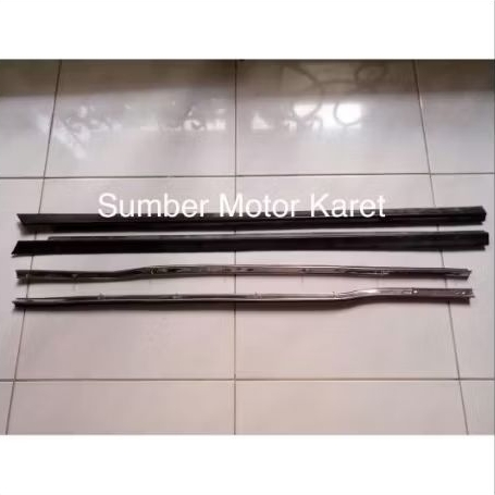Karet Pelipit Kaca Mitsubishi L300 Bagian Luar dan Dalam