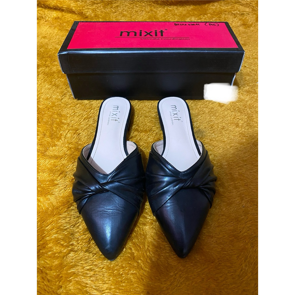 PL Sandal Sepatu Wanita MIXIT Dewasa Hitam Ukuran 39