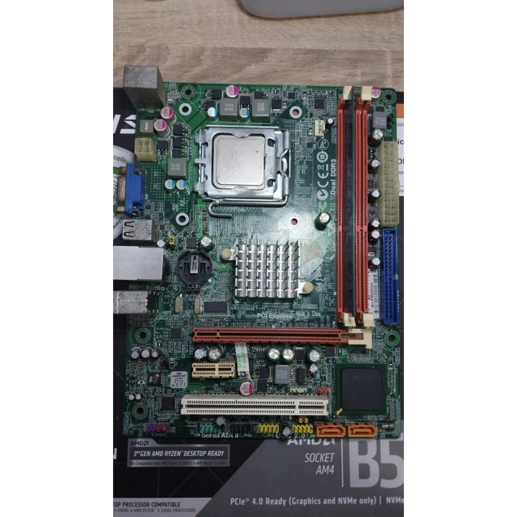 Paket Motherboard G41T dengan Core 2 Quad Q8400