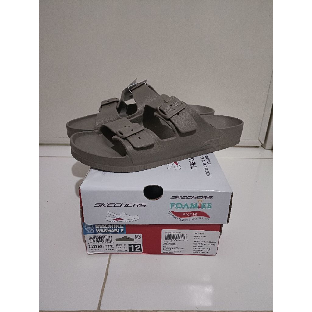 Sendal Pria Skechers Foamies Arch Fit Size 45