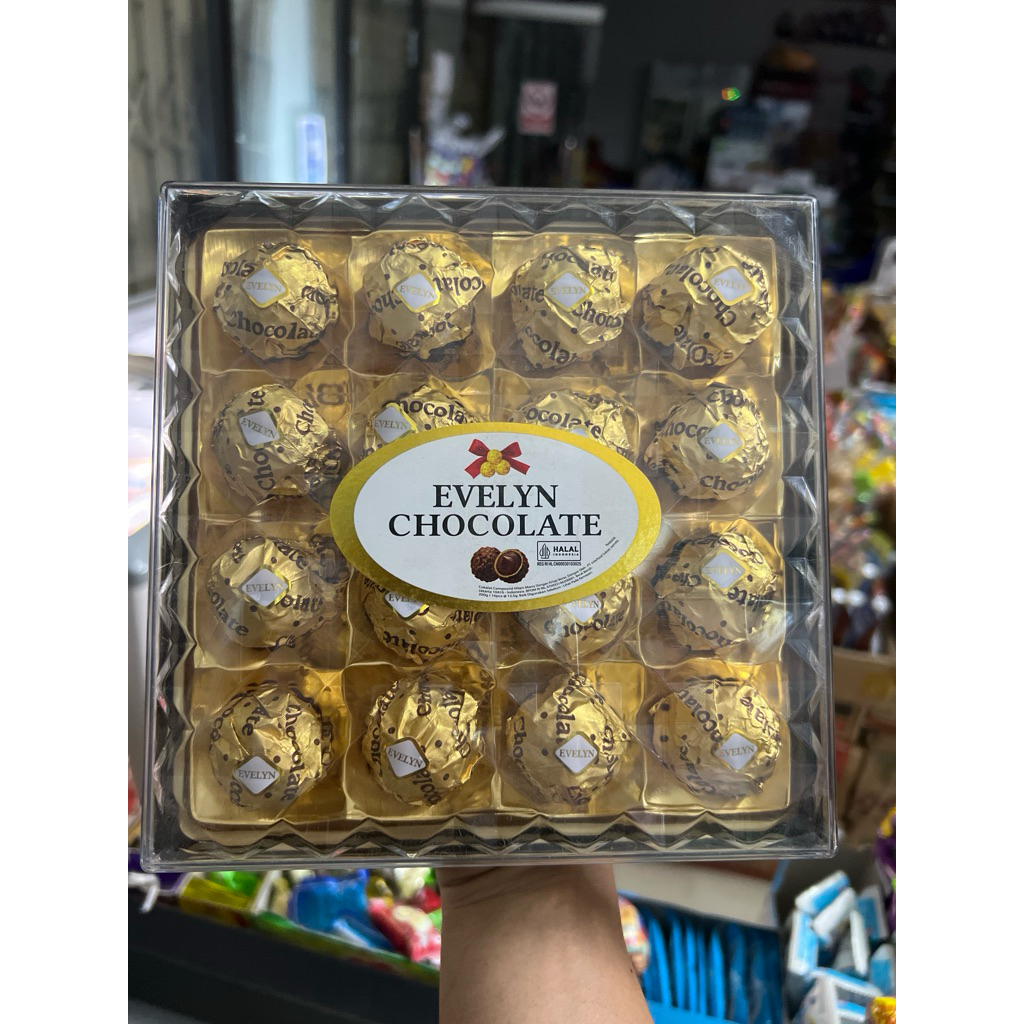 EVELYN CHOCOLATE MIX RASA NARAYA INTERFOOD VALENTINE MIRIP FERRERO ROCHER