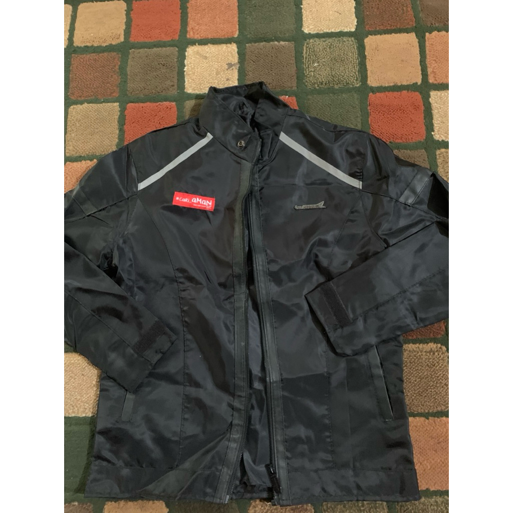 Jaket Motor Honda Official #Cari_Aman One Heart - Hitam Sporty"  Judul m "Jaket Riding Honda One Hea