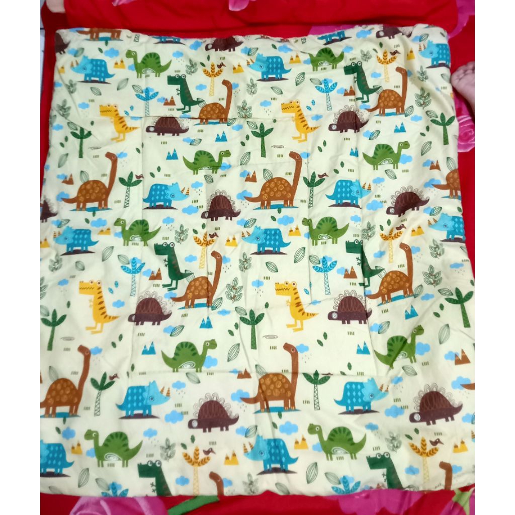 PRELOVED - BEDCOVER BAYI