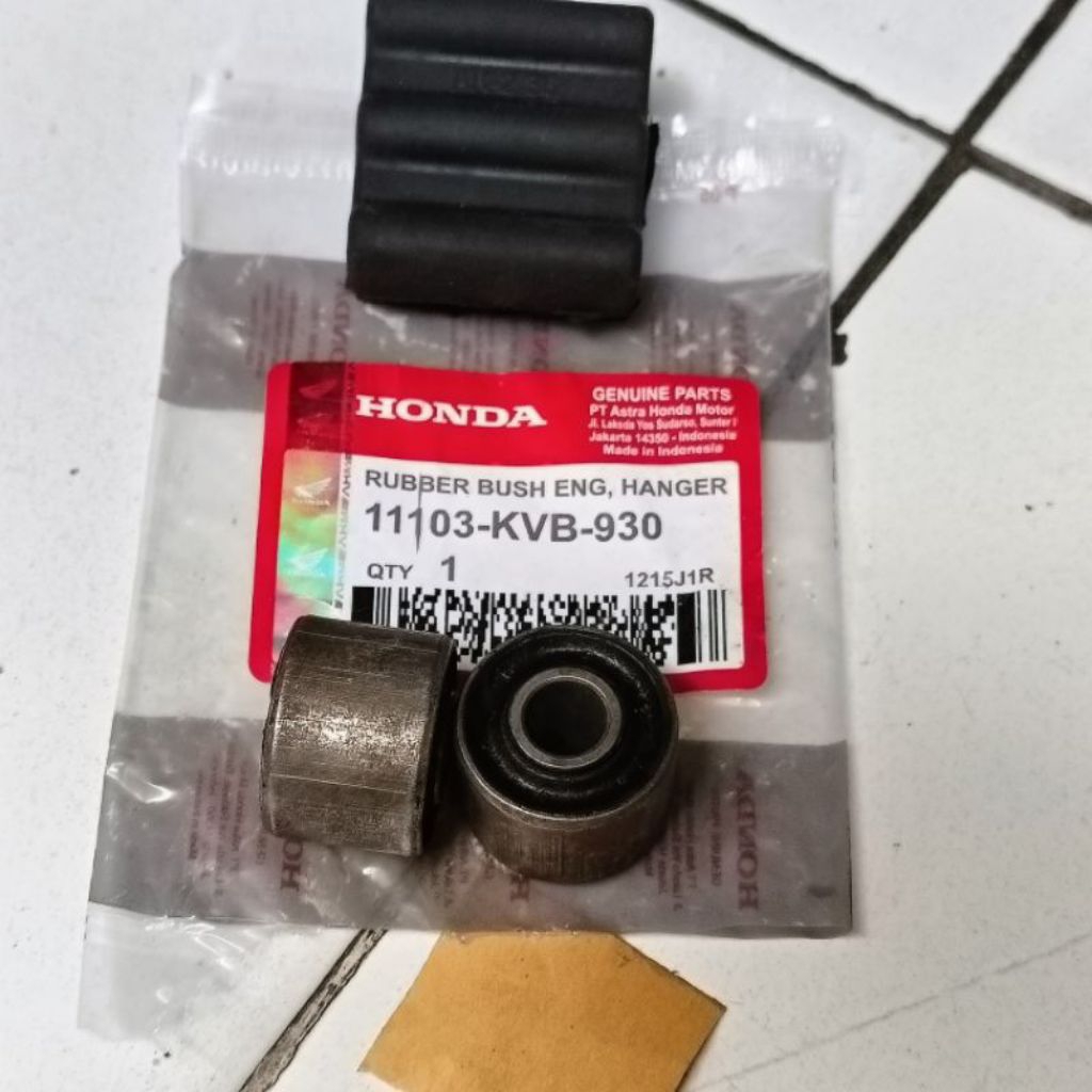 Bosh arm + karet MONTING Vario 125 Vario 150 beat fi scoopy ori