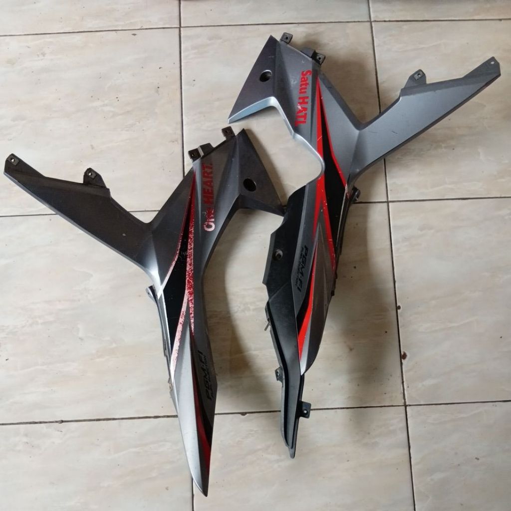 legishield sayap blade cover body sayap bawah kiri kananhonda blade new f1 125  original copotan mot