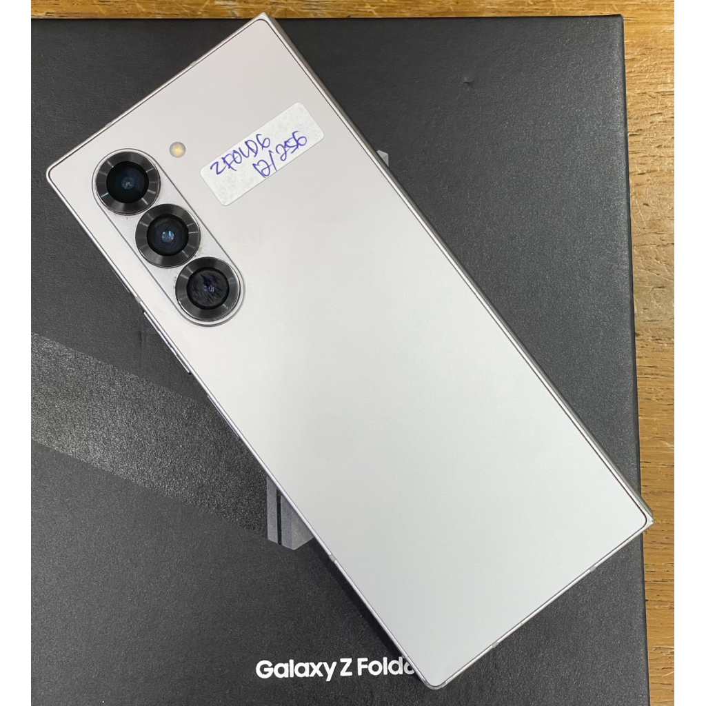 Hp Second SAMSUNG Z Fold6 5G 12GB/256GB Fullset