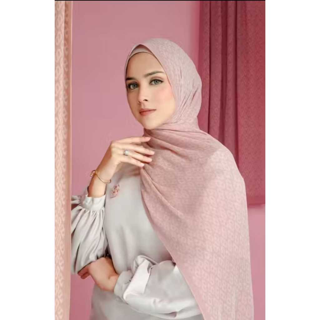 Buttonscarves Pleated Shawl Pasmina