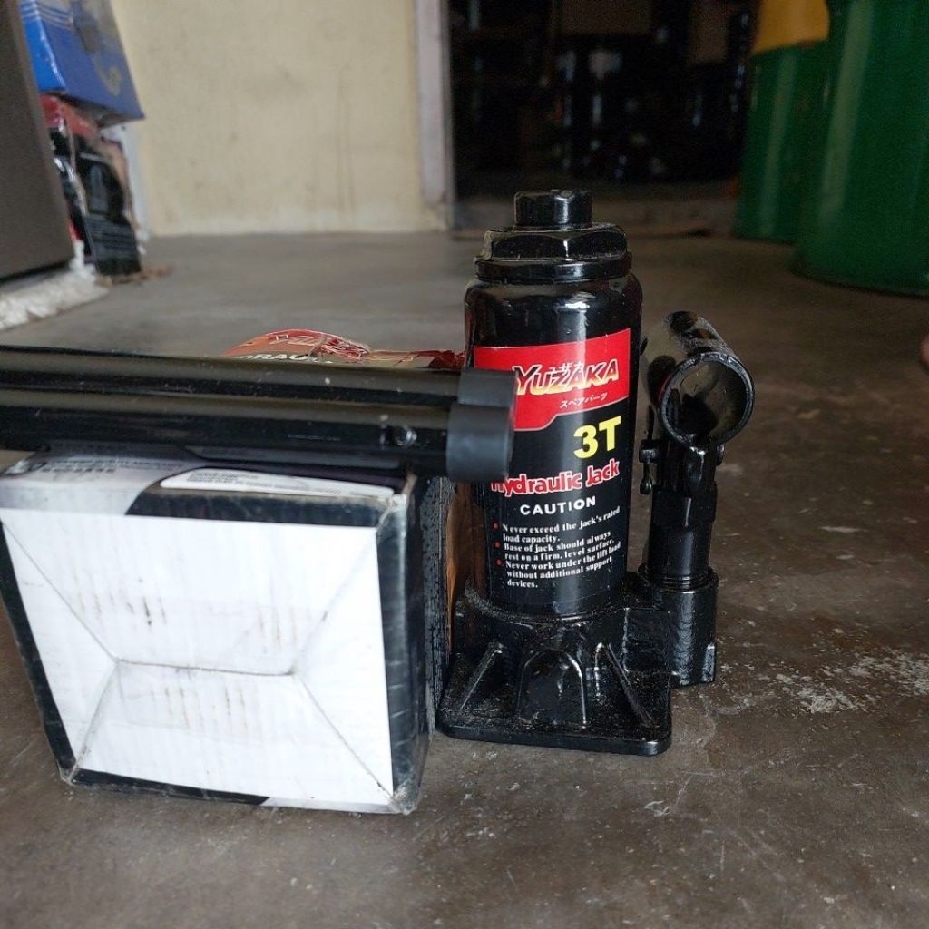 DONGKRAK 3TON YUZAKA