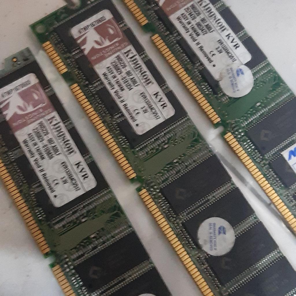 Memory RAM SDRAM PC-133 512MB Kingston KVR133X64/C3/512
