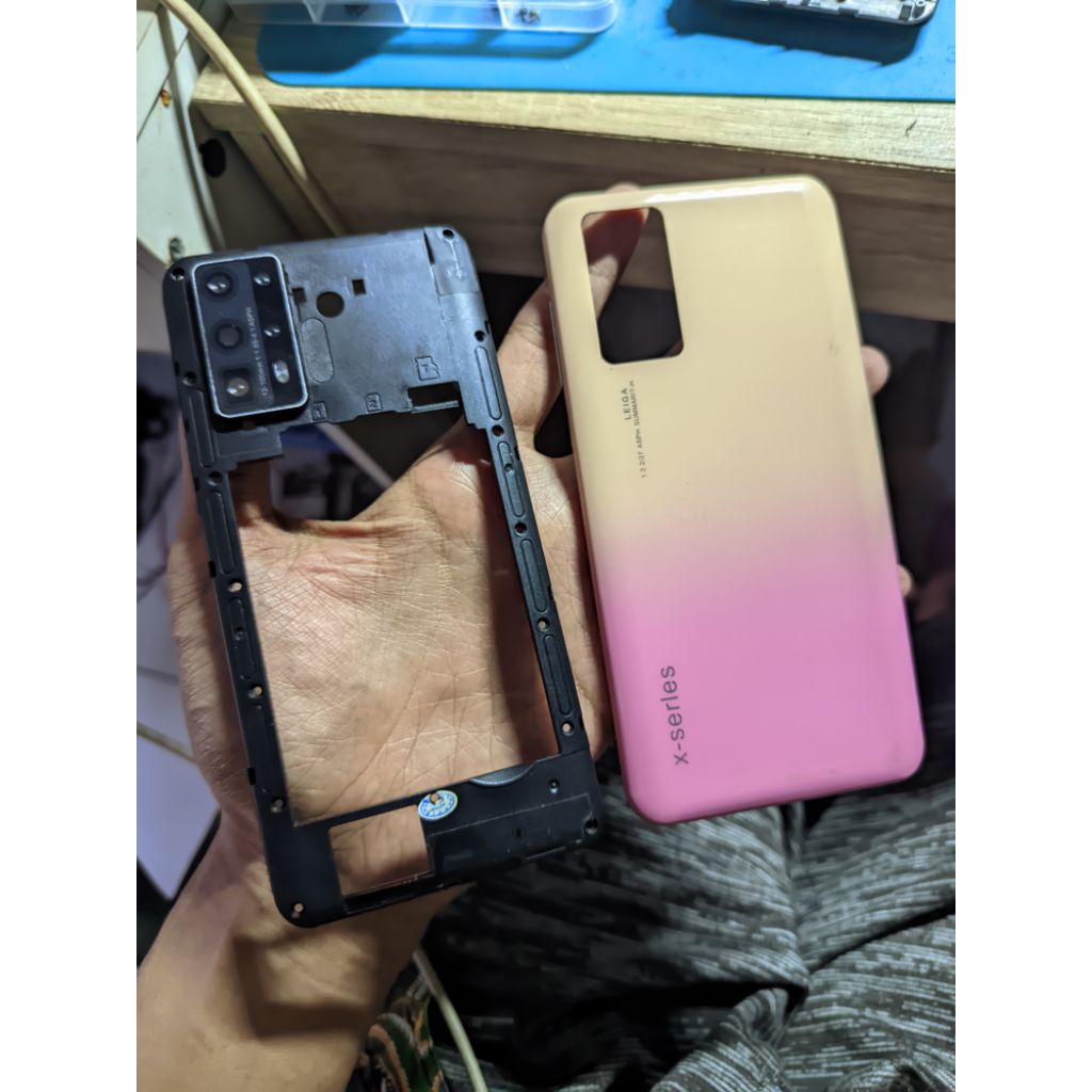 Backdoor + Frame tengah Hp Welcome ( P40 Pro ) Copotan