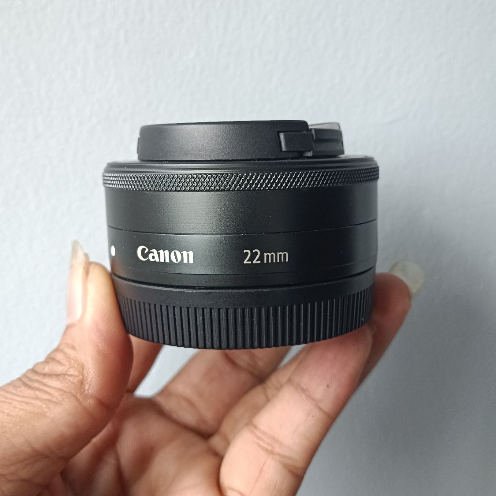 Canon 22mm f2 STM / Lensa fix canon efm 22mm stm