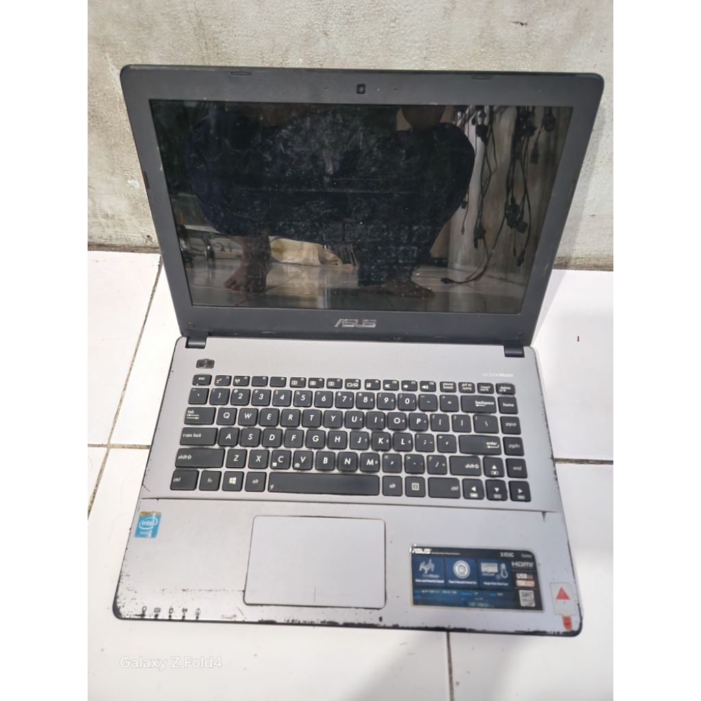 bismillah jual asus x450c kndsi mati total ram nggk kliatan ram internal hdd 500 gb mati juga  unit 
