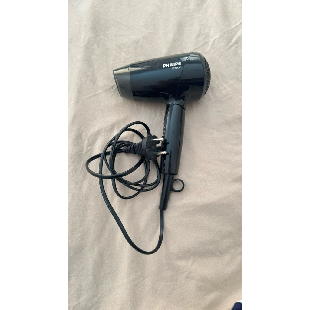 Philips Hair Dryer Essential Care BHC010 - Desain Ringkas, 3 Opsi Pengeringan, Pegangan Lipat
