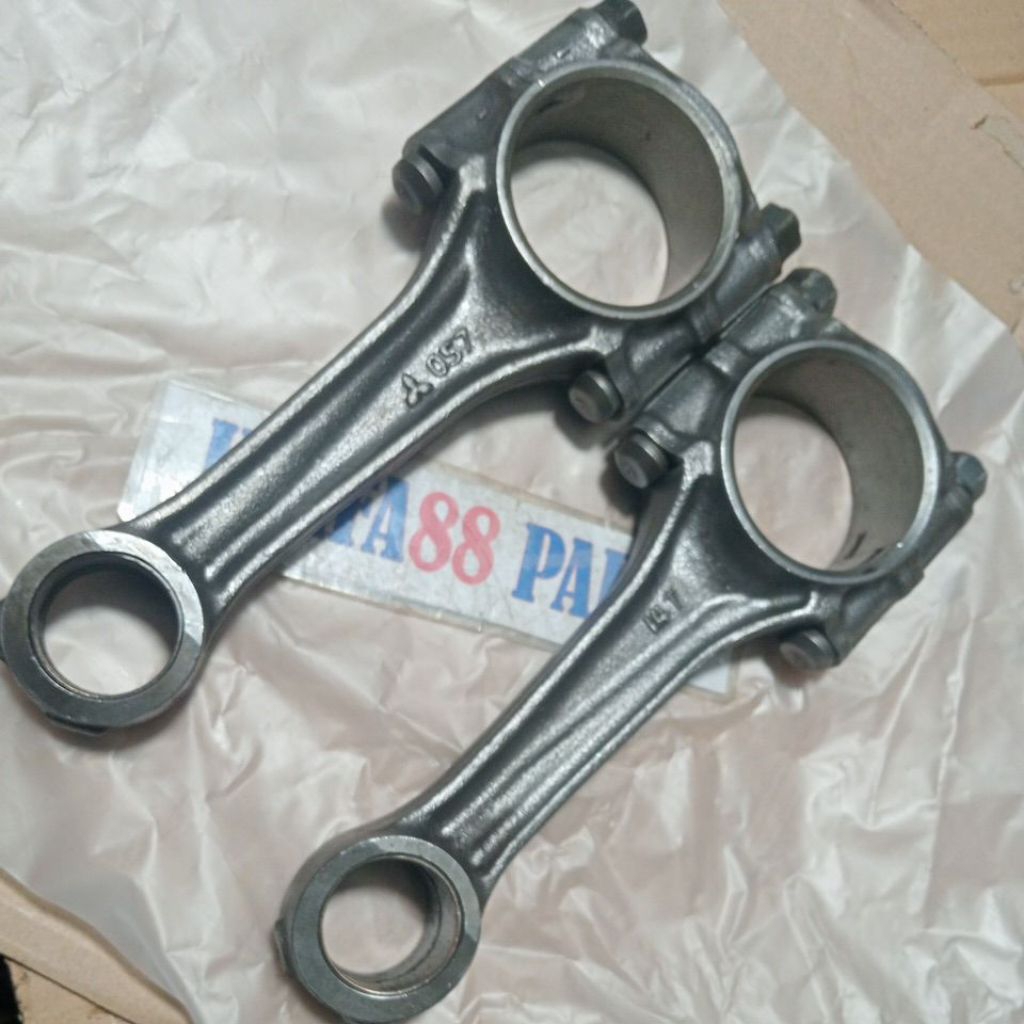 Stang Seher Piston Mitshubhisi Colt Diesel Ps120