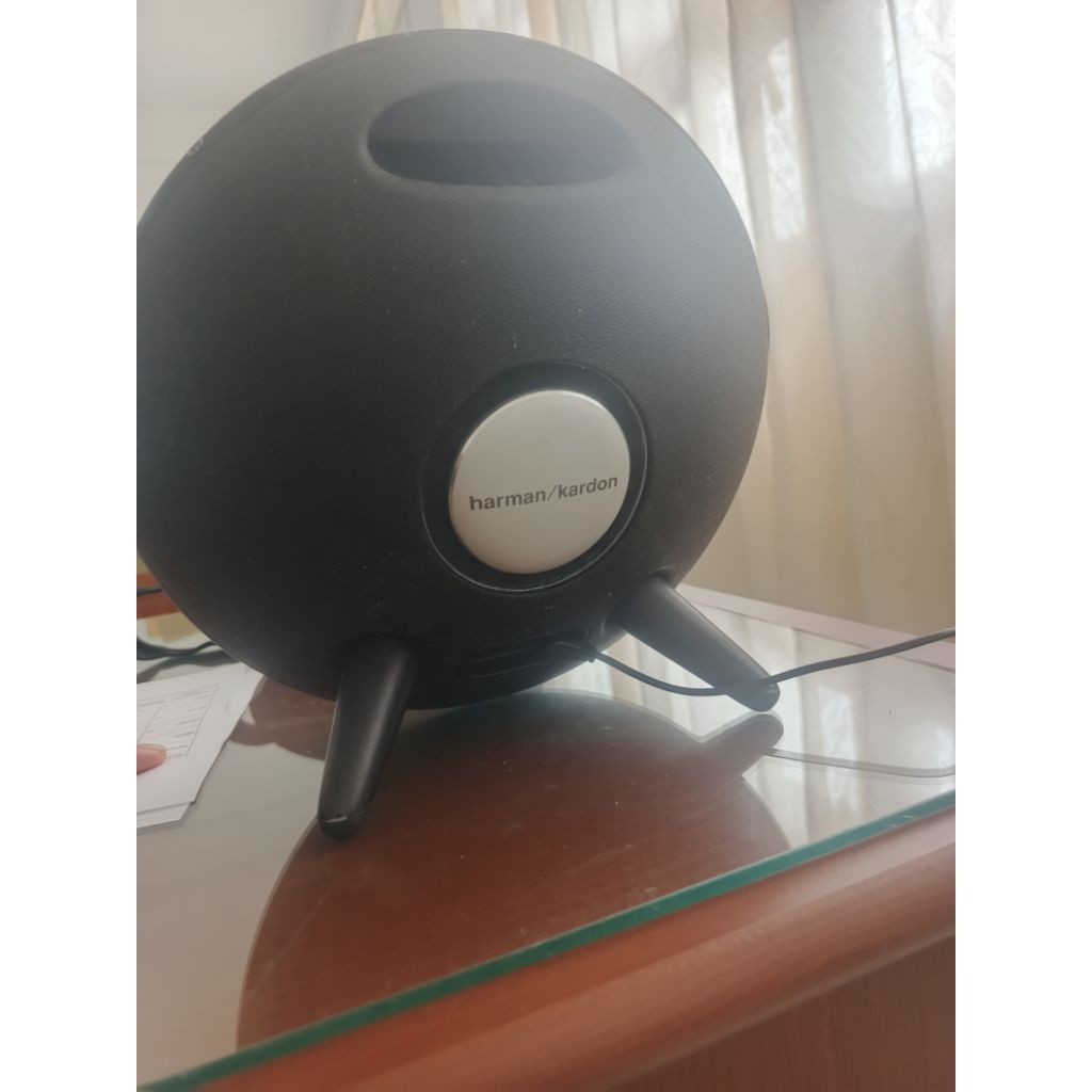 preloved speaker harman kardon onyx studio 3