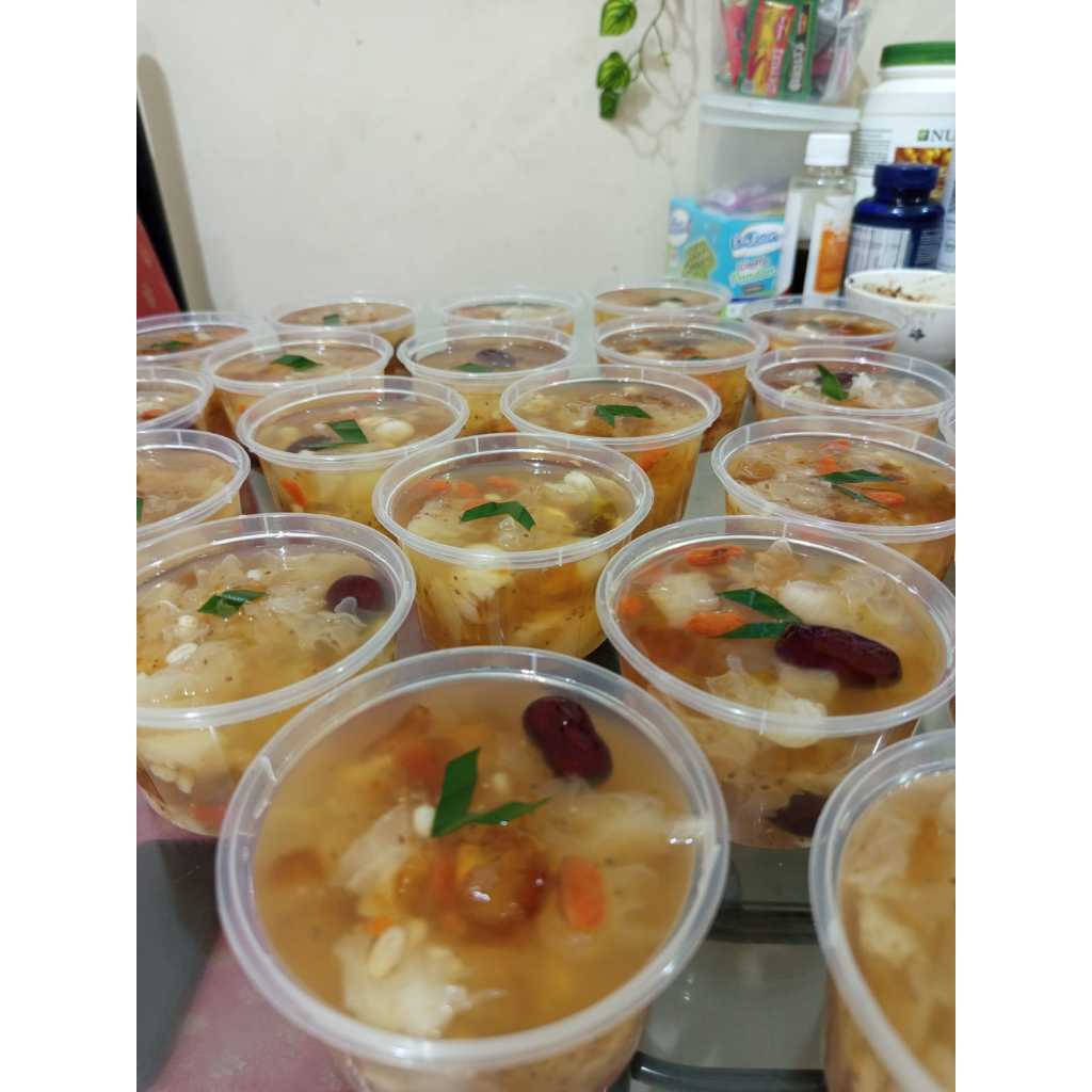 Peach Gum Homemade Kolagen Melembabkan Kulit Biji Teratai Kurma Merah Longan 300ml Kering